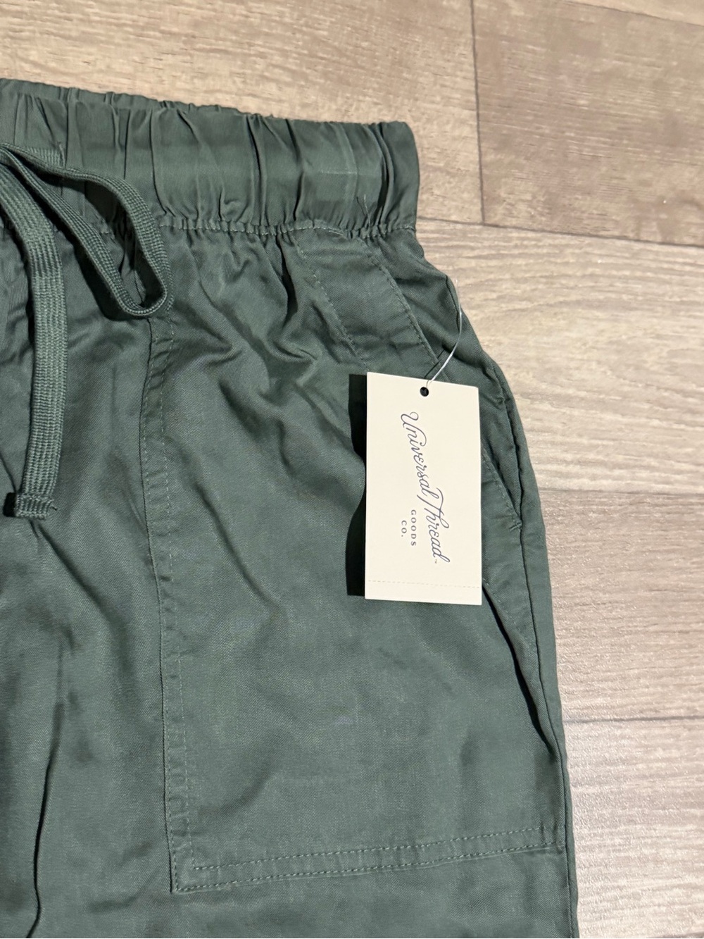 Universal Thread Women's High-Rise Joggers Olive Green Size XS - Picture 4 of 12